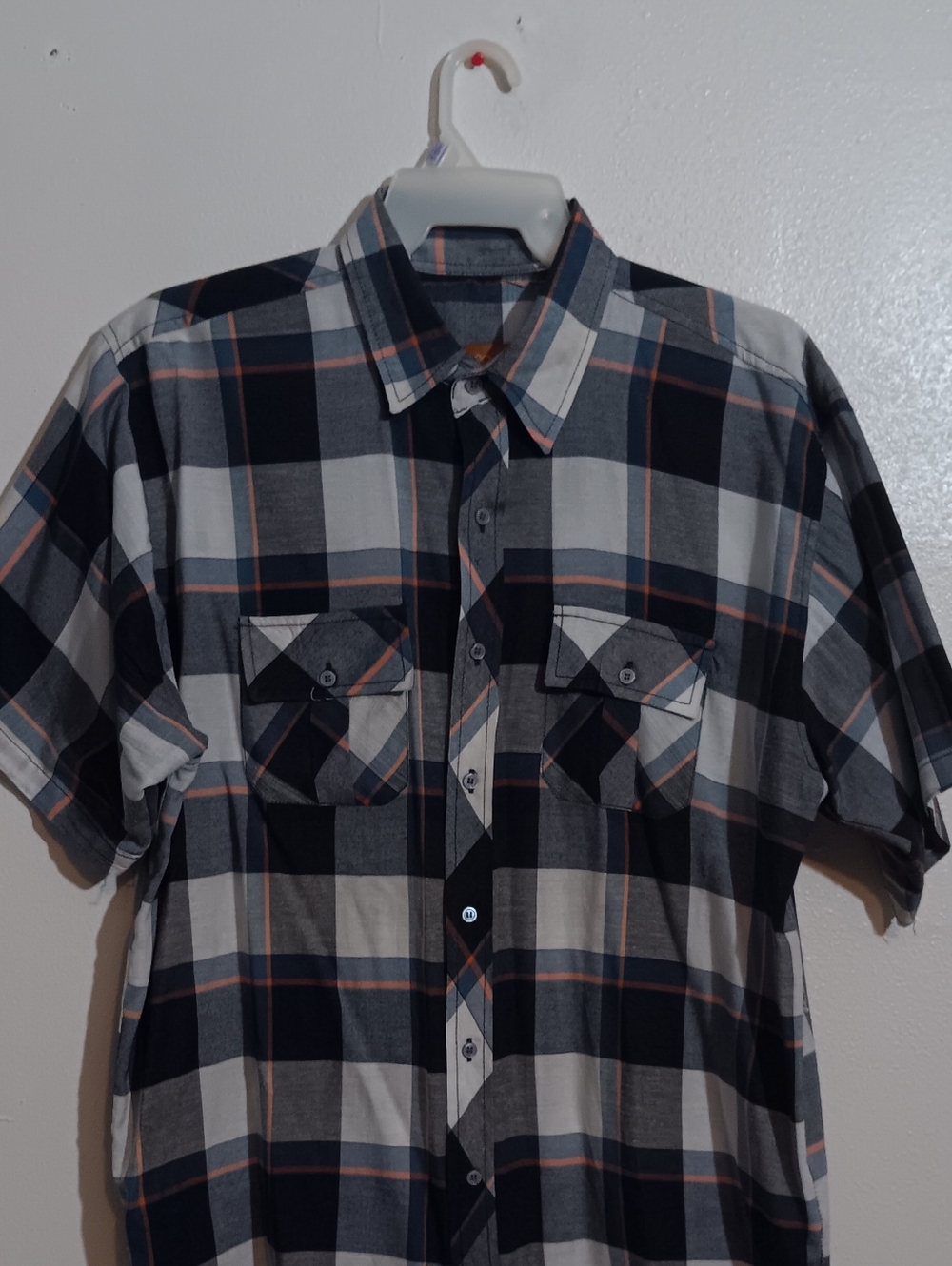 Men's Short-Sleeve Plaid Button-Up Shirt - Black, Gray & White